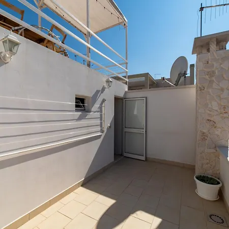 Rooftop G City Center Tatil Evi Fasano